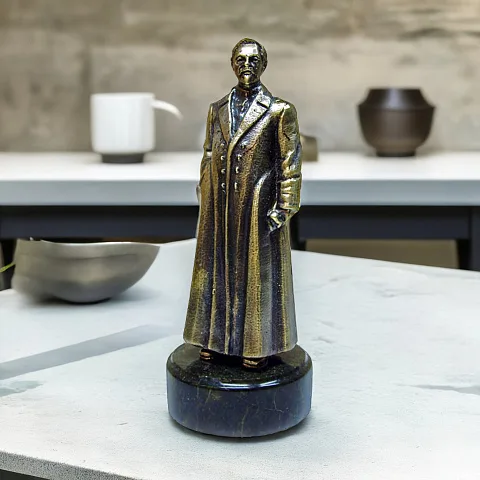 На память: Копия памятника «Ф.Э. Дзержинский» из бронзы, 195 мм