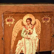 Подарочная икона деревянная "Ангел Хранитель" — фотография 2
