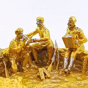 Пепельница "Катюша". Позолоченная — красивый подарок — фотография 5