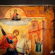 Подарочная икона "Георгий Победоносец поражает змия" — фотография 4