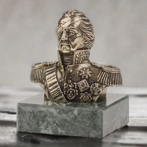 Бюст «Кутузов М.И.» со змеевиком — оригинальный подарок