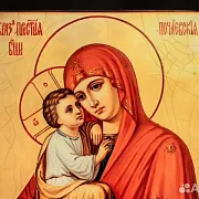 Икона деревянная "Богоматерь Почаевская" — оригинальный подарок — фотография 3