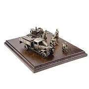 Диорама «Советская полевая кухня. Зима 1943 г.» из бронзы и ясеня, 1:35 — необычный подарок — фотография 5