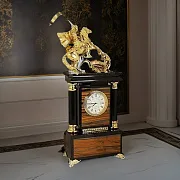Интерьерные часы «Георгий Победоносец» из тигрового глаза — красивый подарок — фотография 1